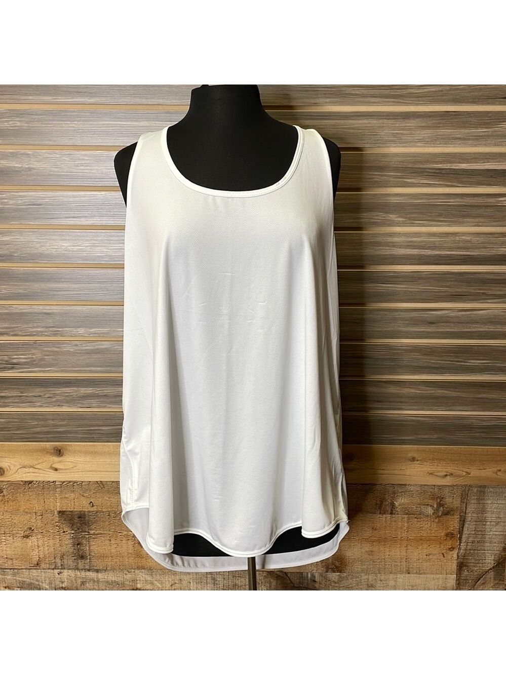 NWT Athleta White Racerback Tank Top High Low Hem Womens 18 1X Plus Activewear⁠